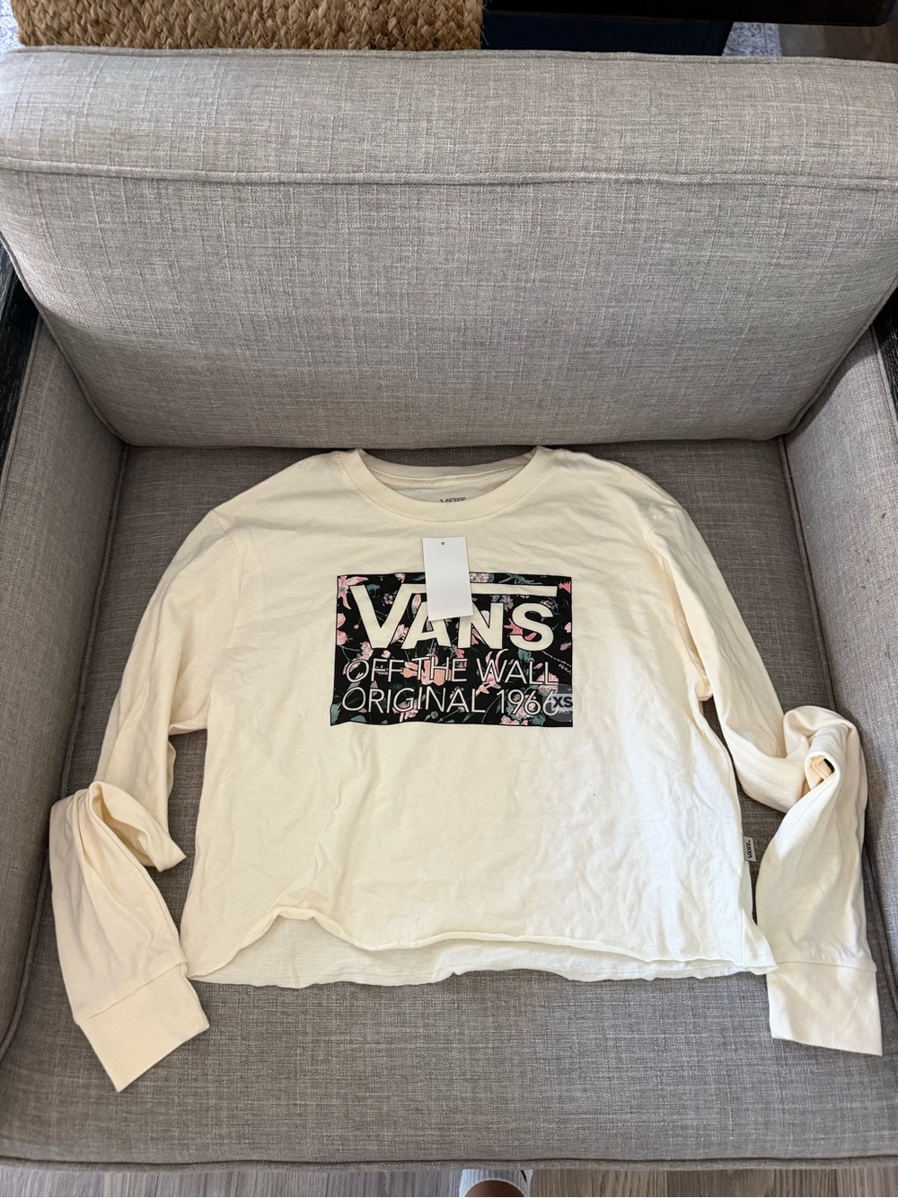 Vans Cream Long-Sleeve Crewneck with Floral Logo